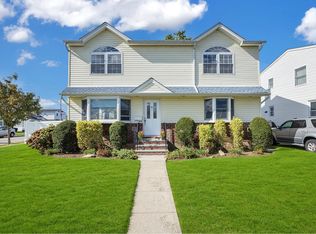 309 Congress Ave, Mineola, NY 11501