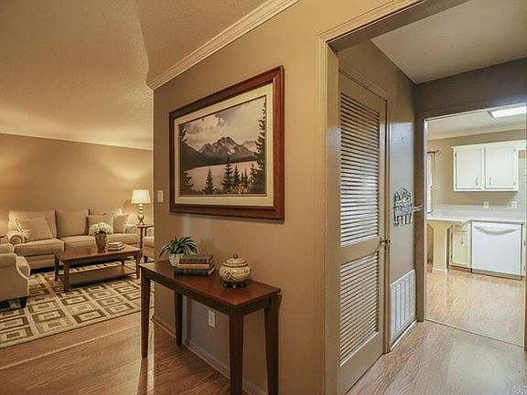 5th image of 2101 Tanglewood Dr