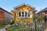 - 5026 N Hamlin Ave-S3010-001.jpg