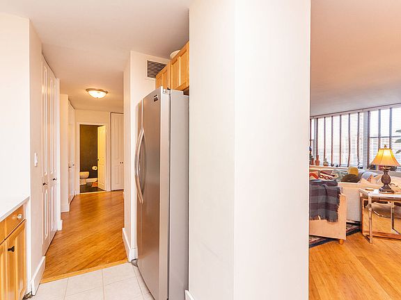 4th image of 4250 N Marine Dr APT 1730