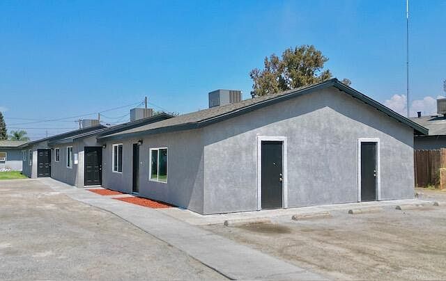 1st image of 738 E Larry Street