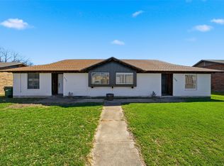 212 Queen Dr #208, Hewitt, TX 76643