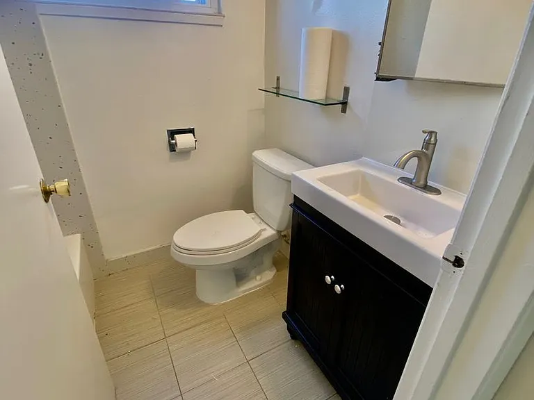 2199 Grant Street — Photo 7