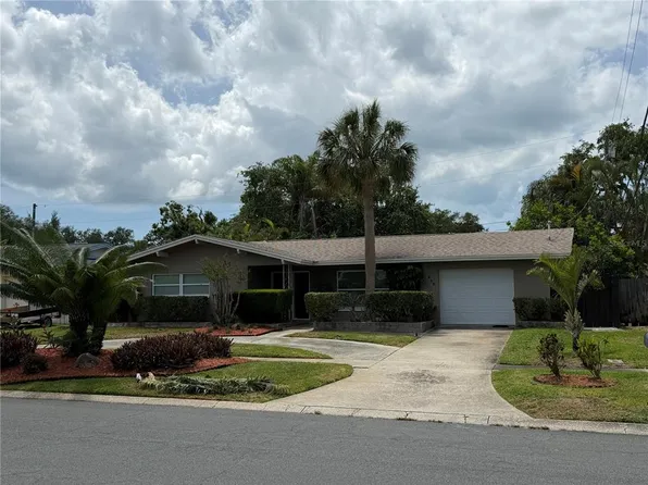 546 Gershwin Dr, Largo, FL 33771