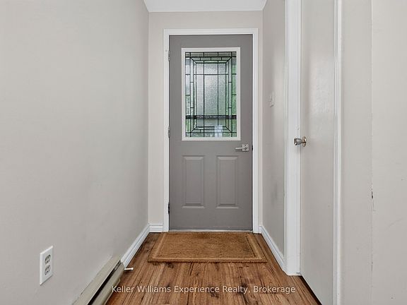 4th image of 58 Maitland Dr