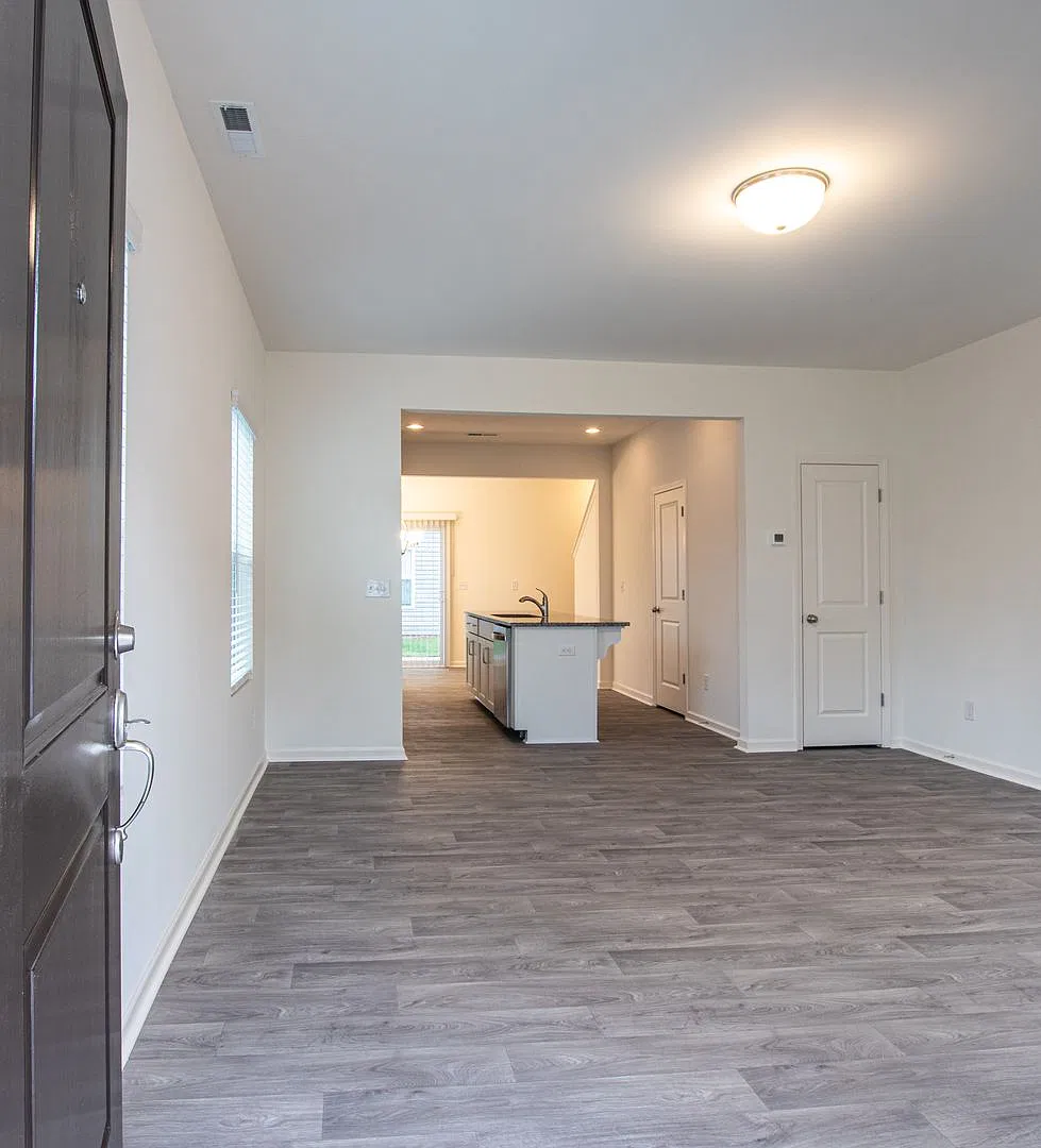 Beautiful 2 Bedroom Townhome In Midland Available November 2026 — Photo 2