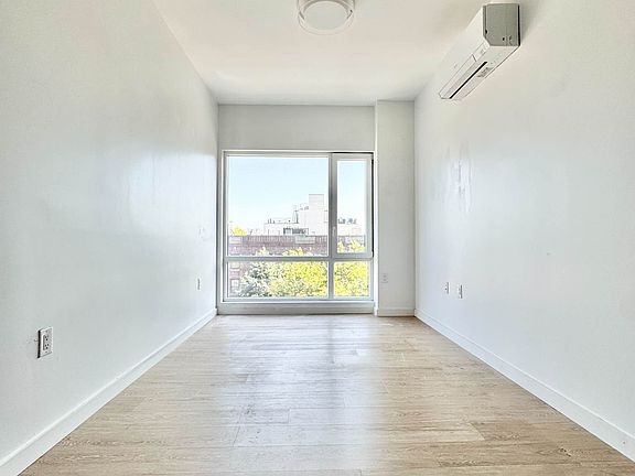 4th image of 333 Linden Blvd APT 5A