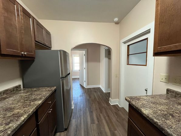 1200 1/2 N Superior Ave #17315451