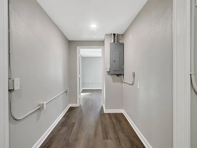 2751 Malvern Ave — Photo 26