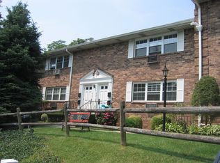 78 E Maple St #78, Teaneck, NJ 07666