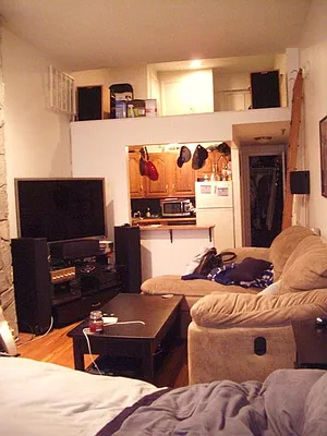 Rented by Clatter Realty Inc. | media 52