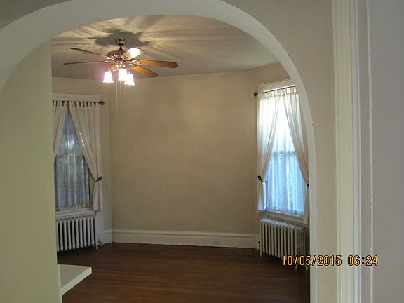 2nd image of 440 N Maple Ave #1