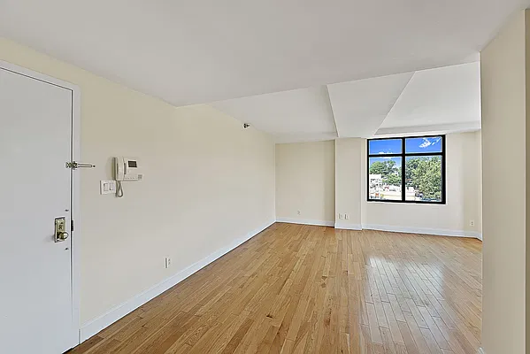 Rented by Julia B Fee Sotheby's International Realty | media 13
