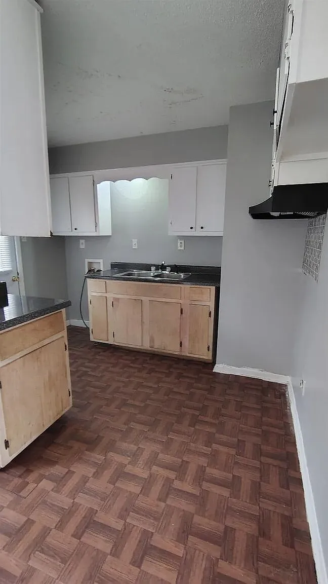 3740 Parrot Cove - 1 — Photo 4