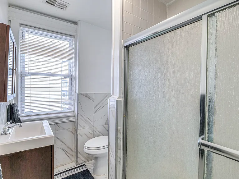 14 N Vassar Sq — Photo 19