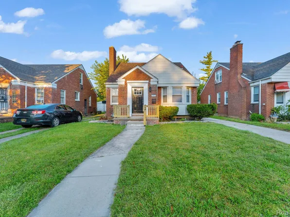 19421 Whitcomb St, Detroit, MI 48235