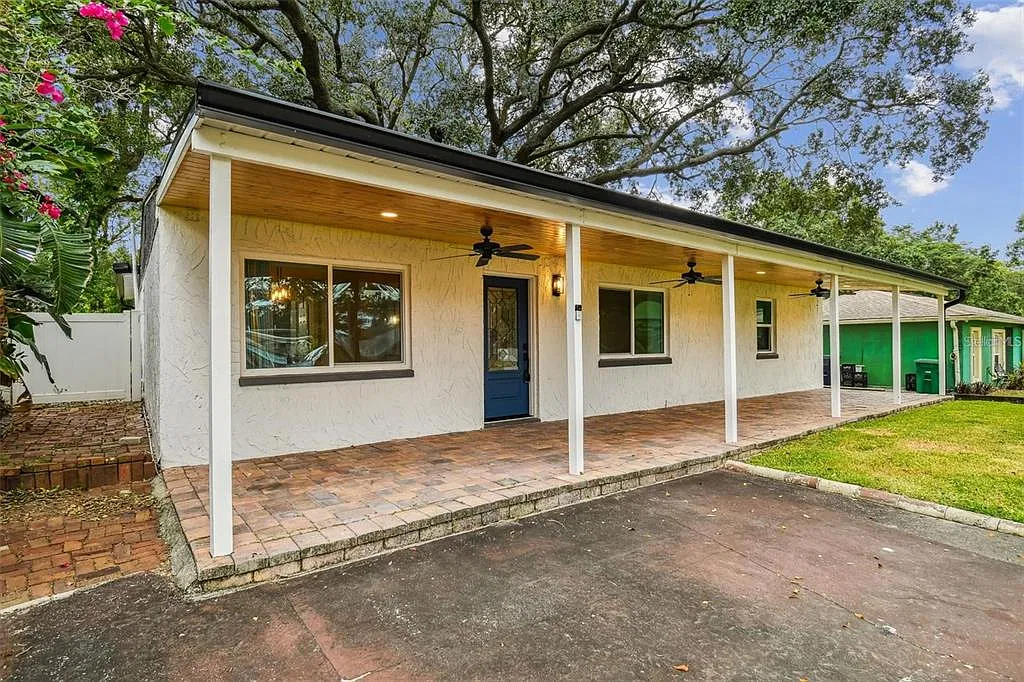 3 bed, 2.0 bath, 1354 sqft, $2,750 — Photo 1