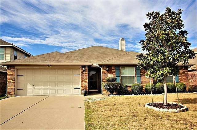 1st image of 917 Mesa Vista Dr