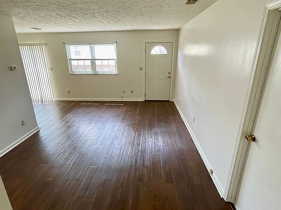 3rd image of 257 University Dr APT 2