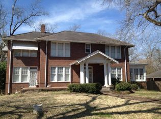 619 8th St, Macon, MS 39341