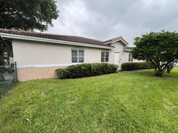 11364 SW 17th Ct, Hollywood, FL 33025