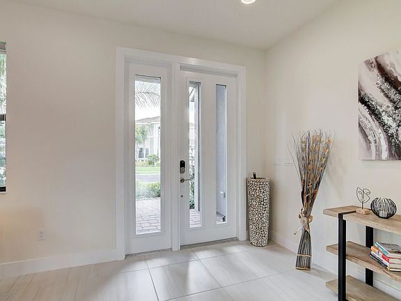 4th image of 7192 Stella Ln
