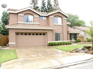 5563 W Palo Alto Ave, Fresno, CA 93722