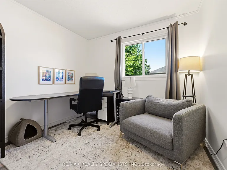 39 Pinewoods Dr #10 — Photo 17