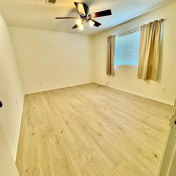 495 Yorktown Ln — Photo 22