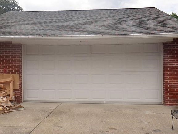 2nd image of 5015 Firnley Ave