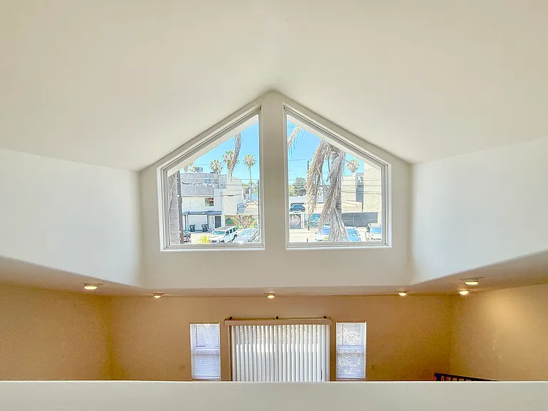 1306 Electric Ave — Photo 13