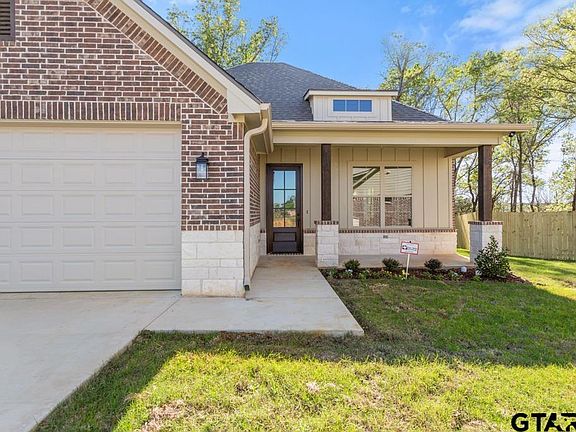 2nd image of 496 Preston Rdg