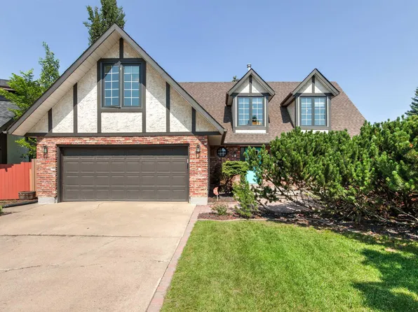 17532 55th Ave NW, Edmonton, AB T6M 1C9
