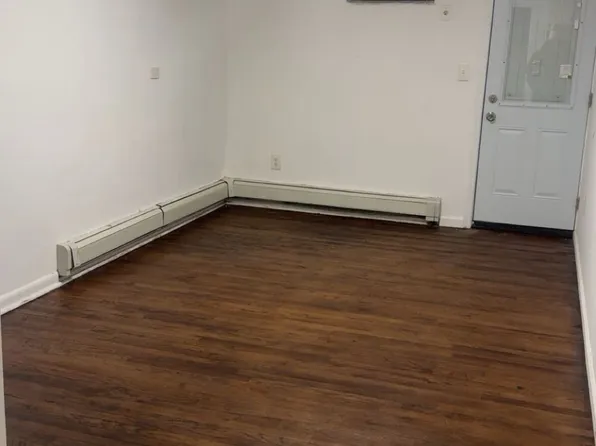 364 Huntington Avenue image 3 of 8