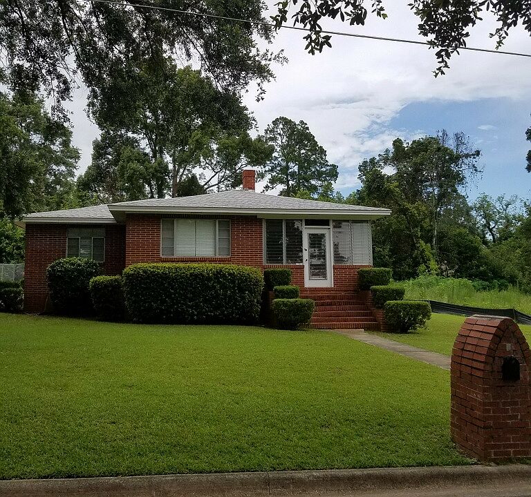 1st image of 518 Famcee Ave