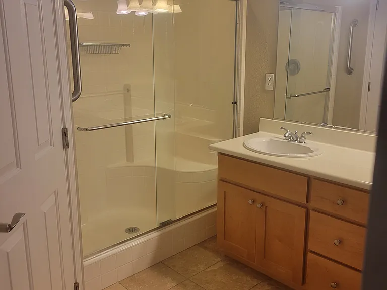 1008 Diamante Dr — Photo 9