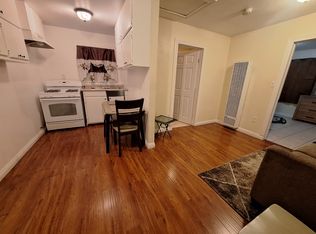 8433 San Juan Ave #B, South Gate, CA 90280