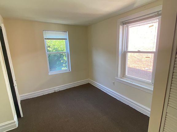 5th image of 1514 W Montgomery Ave