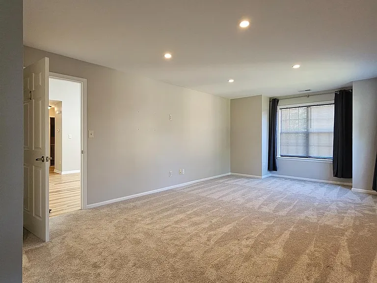 2809 Ridgefield Ct — Photo 18