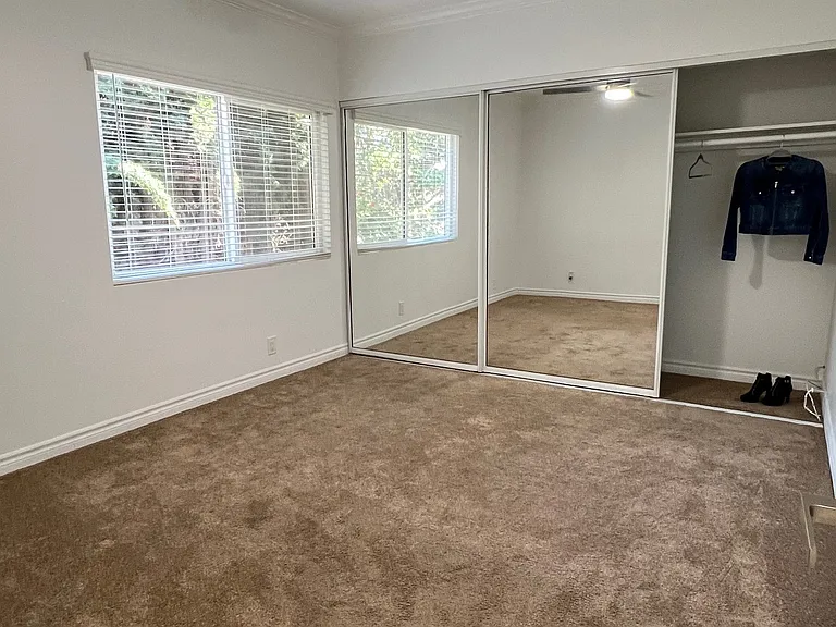 Pinecrest Apartments — Photo 17