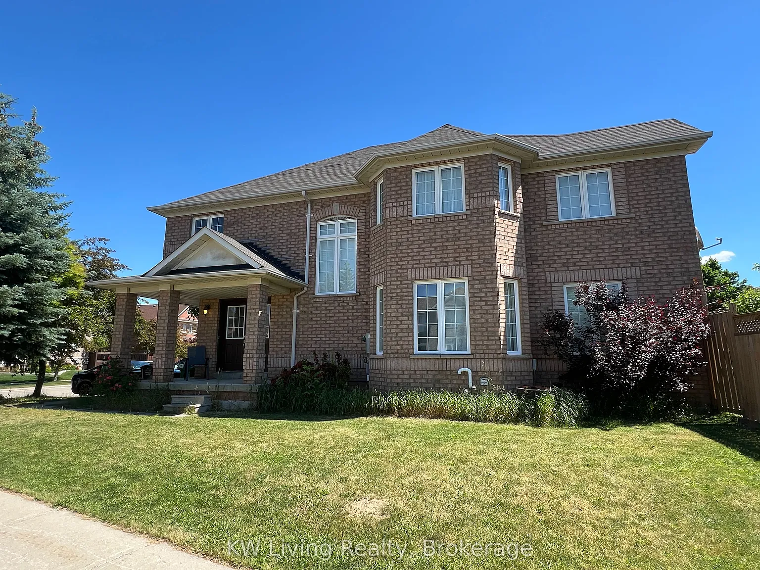 4 bed, $3,600 — Photo 2