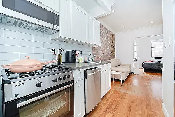 Rented by Living New York | media 20