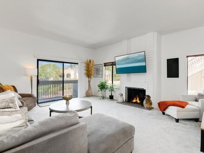 6644 Reservoir Ln, San Diego, CA, 92115