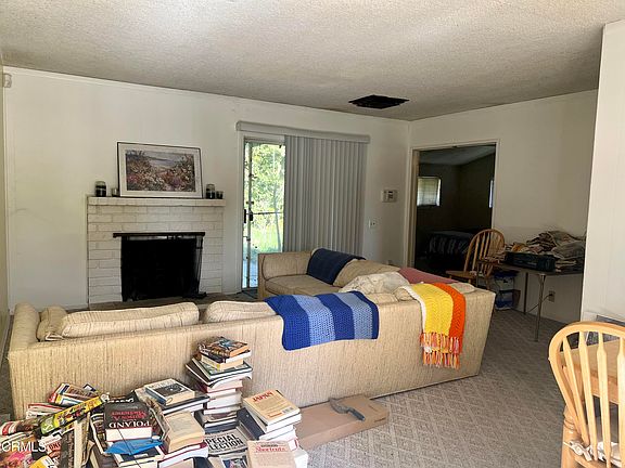 3rd image of 19211 Community St