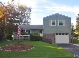 1937 Hopewell Rd, Bethlehem, PA 18017