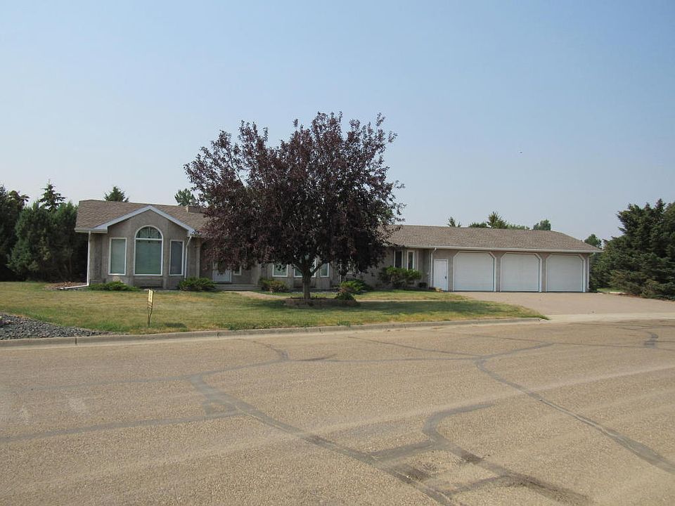 1st image of 796 Paul Ln