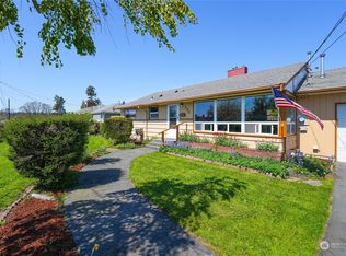 590 SE 5th Ave, Oak Harbor, WA