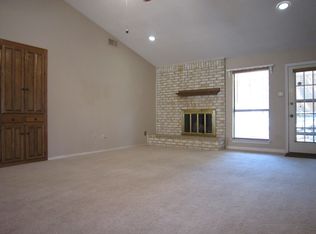 309 Oakview Dr, Grand Prairie, TX 75050