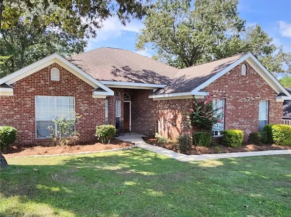 2895 Ellen Dr, Semmes, AL 36575