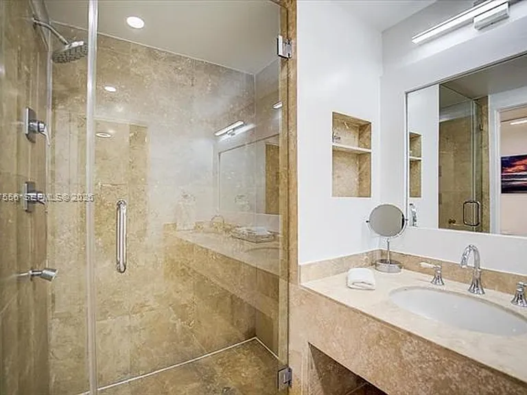 101 Crandon Blvd #276 — Photo 22